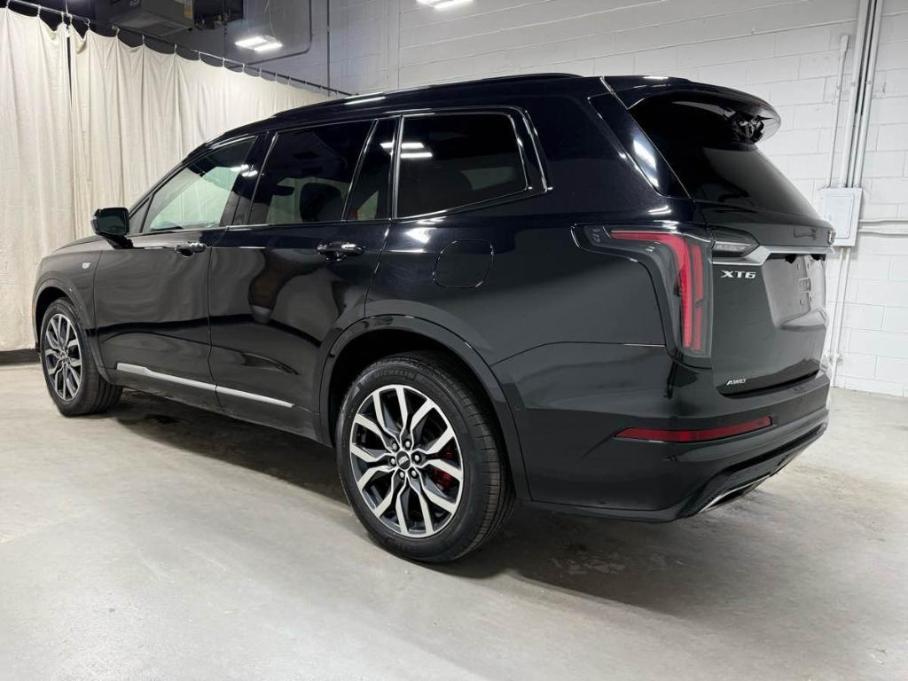 used 2022 Cadillac XT6 car, priced at $40,985