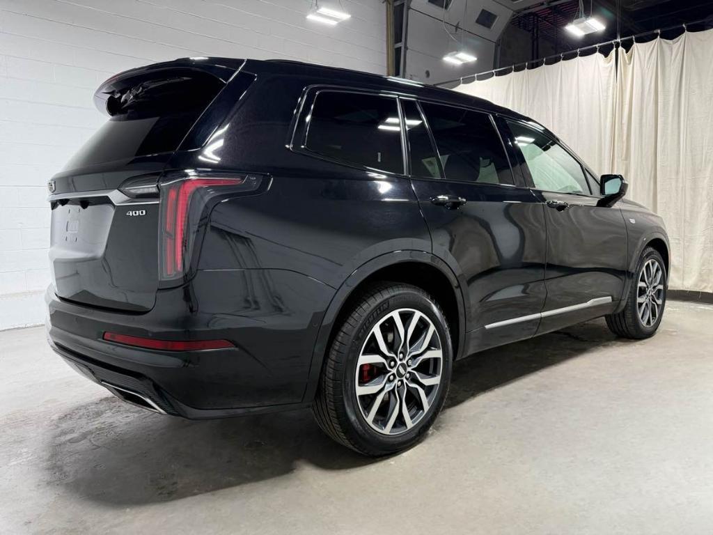 used 2022 Cadillac XT6 car, priced at $40,985