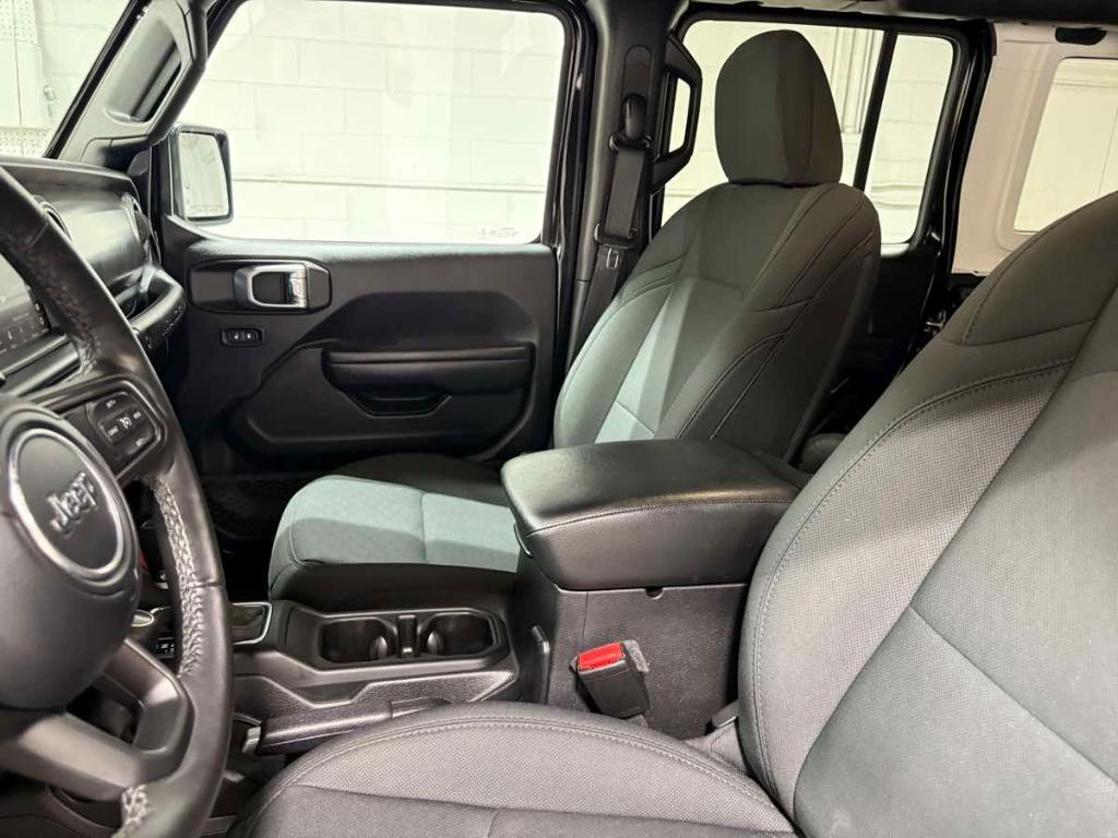 used 2021 Jeep Wrangler Unlimited car, priced at $33,985