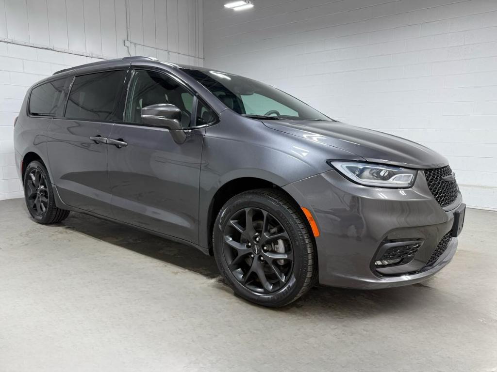 used 2022 Chrysler Pacifica car, priced at $35,985