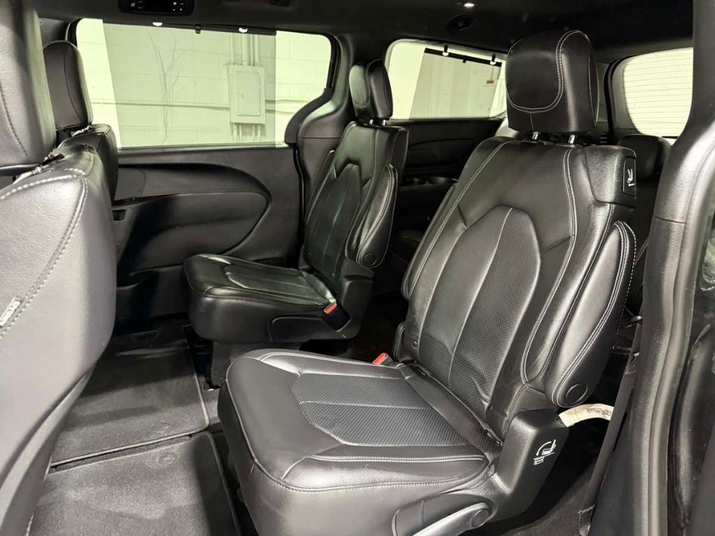 used 2022 Chrysler Pacifica car, priced at $35,985