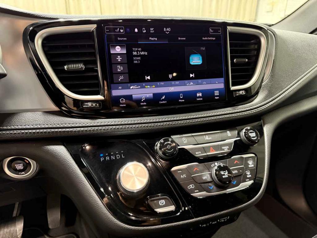 used 2022 Chrysler Pacifica car, priced at $35,985