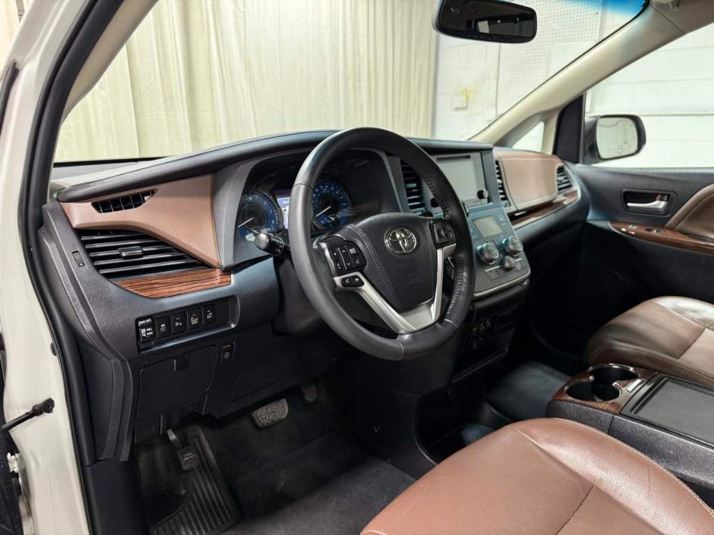 used 2015 Toyota Sienna car, priced at $21,985