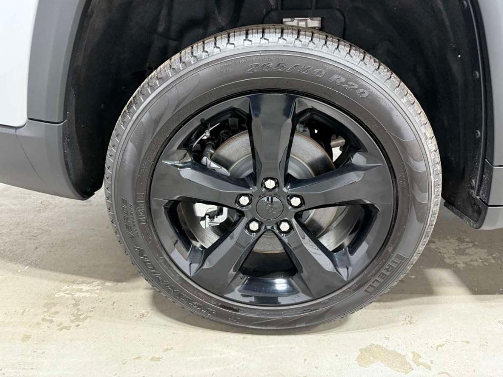 used 2025 Jeep Grand Cherokee L car, priced at $51,985