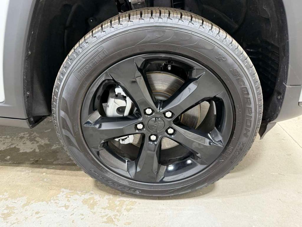 used 2025 Jeep Grand Cherokee L car, priced at $51,985