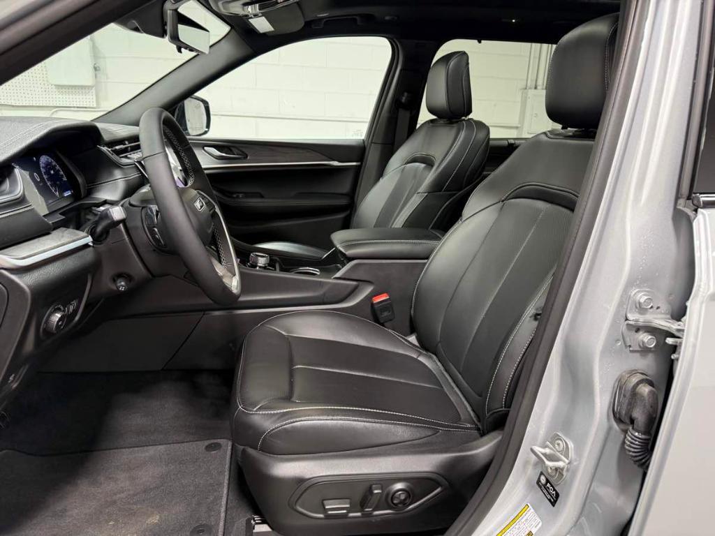 used 2025 Jeep Grand Cherokee L car, priced at $51,985