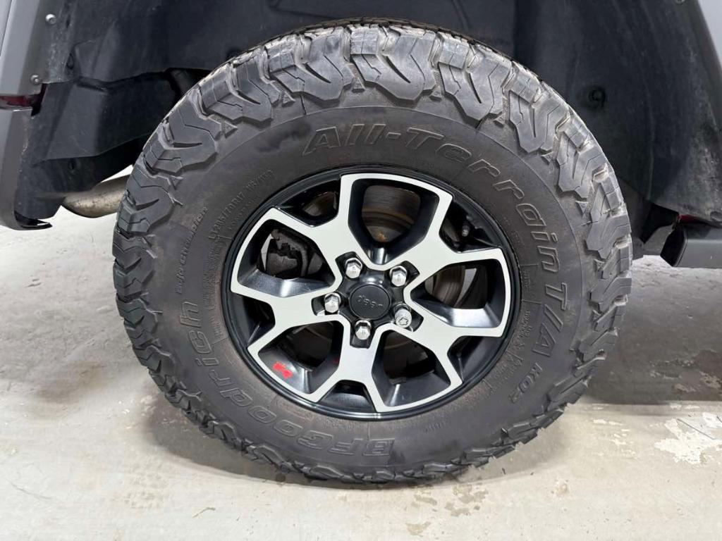 used 2021 Jeep Wrangler Unlimited car, priced at $38,985