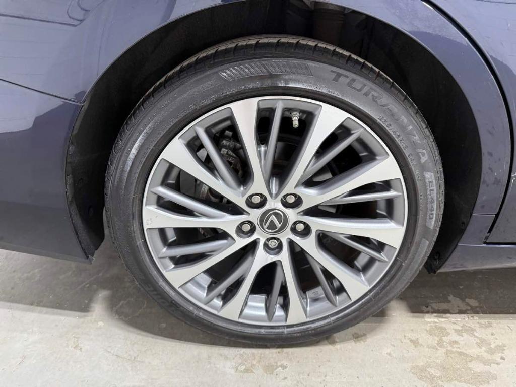 used 2019 Lexus ES 350 car, priced at $31,985