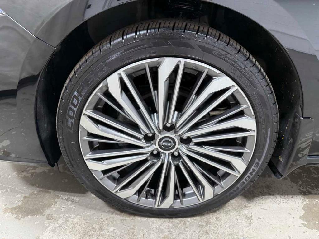 used 2023 Nissan Altima car, priced at $24,985