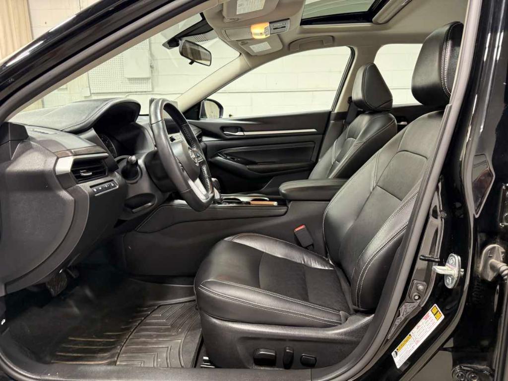 used 2023 Nissan Altima car, priced at $24,985