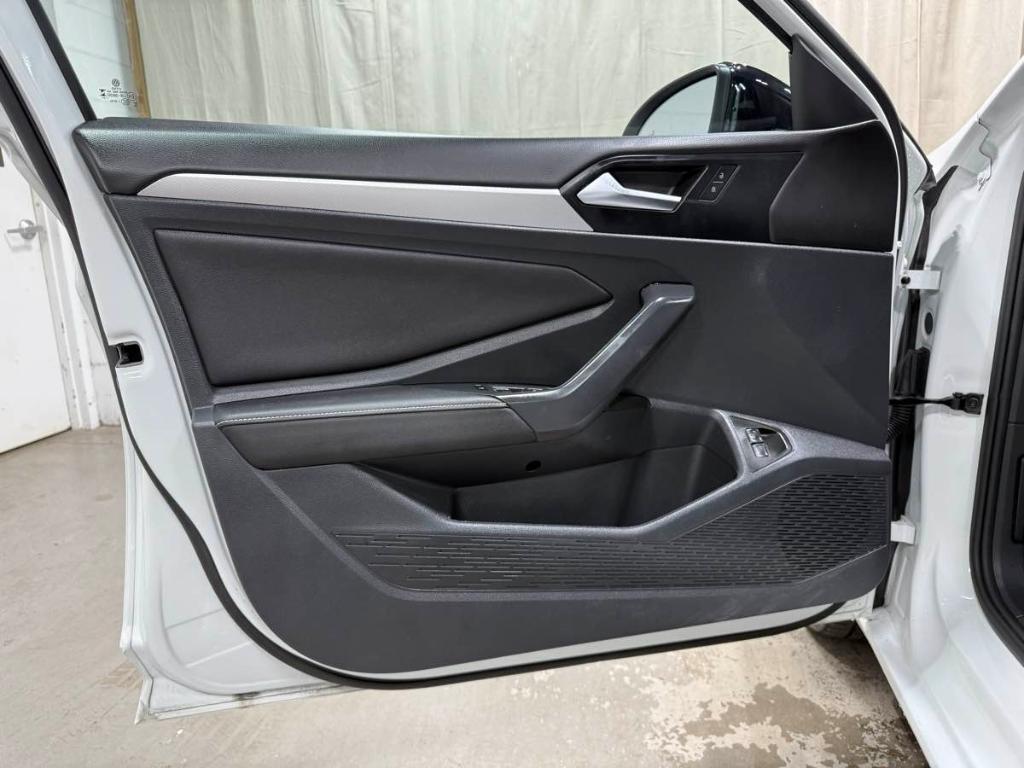 used 2024 Volkswagen Jetta car, priced at $22,985