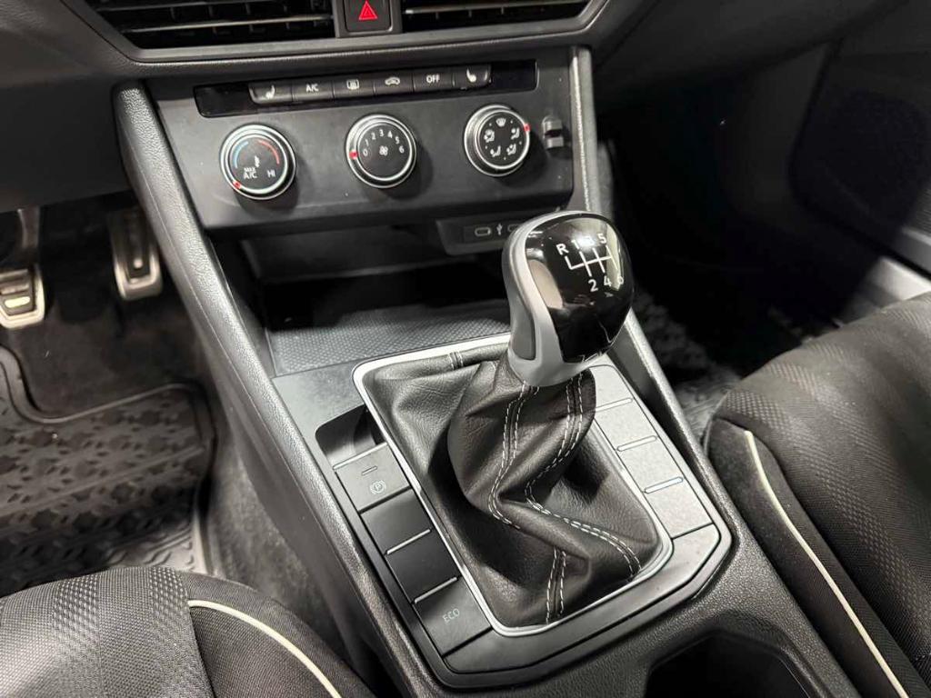 used 2024 Volkswagen Jetta car, priced at $22,985
