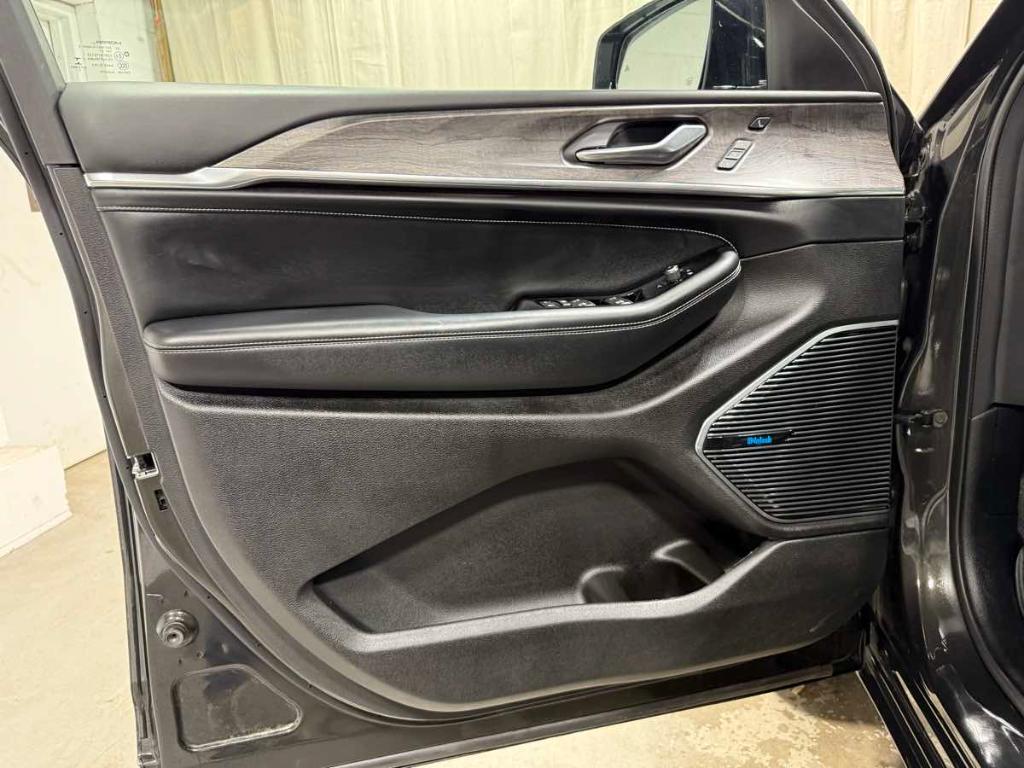 used 2022 Jeep Grand Cherokee L car, priced at $41,985