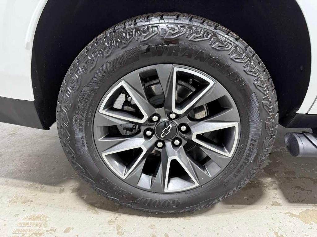 used 2024 Chevrolet Tahoe car, priced at $69,985