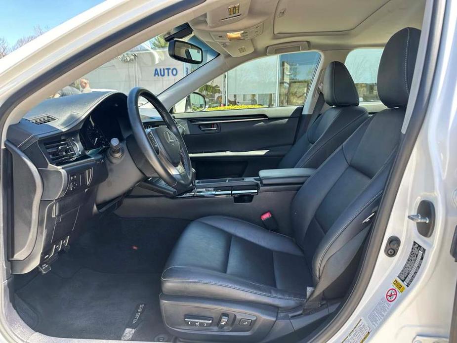 used 2014 Lexus ES 350 car, priced at $18,960