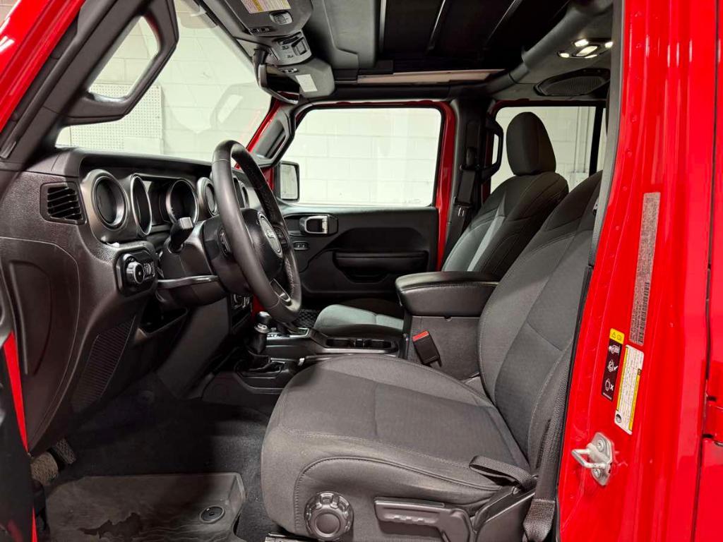 used 2022 Jeep Wrangler Unlimited car, priced at $39,985