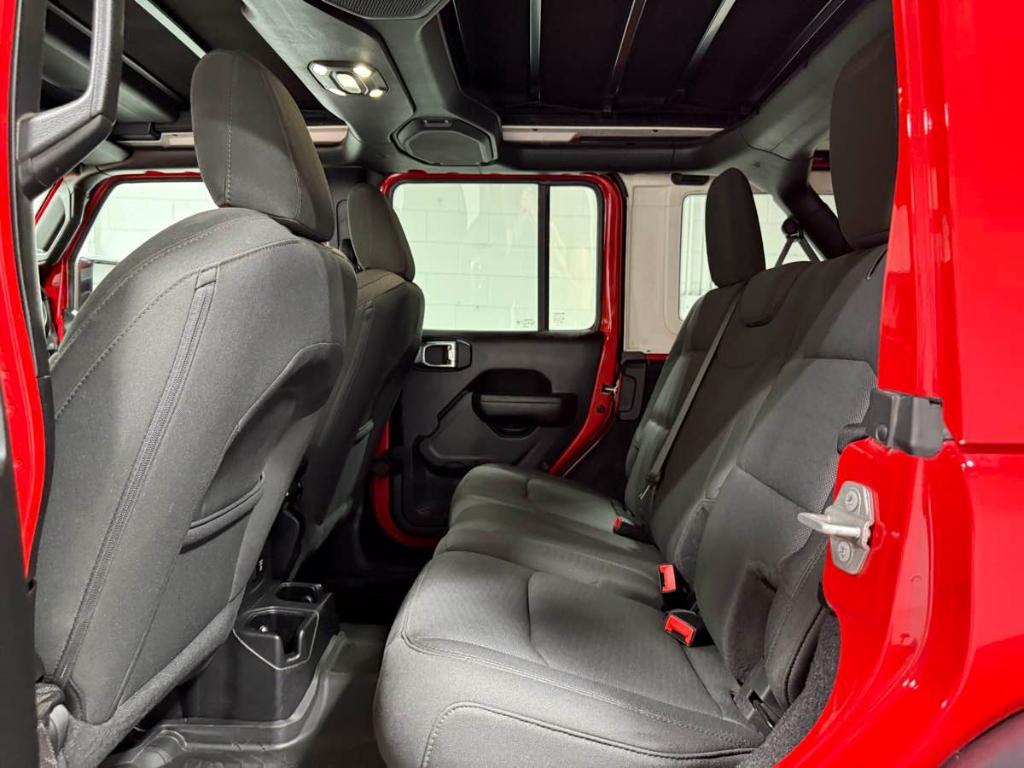 used 2022 Jeep Wrangler Unlimited car, priced at $39,985