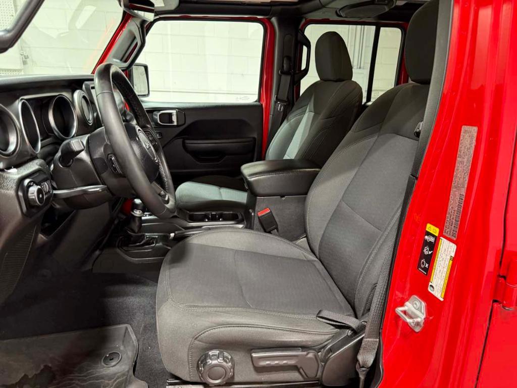 used 2022 Jeep Wrangler Unlimited car, priced at $39,985