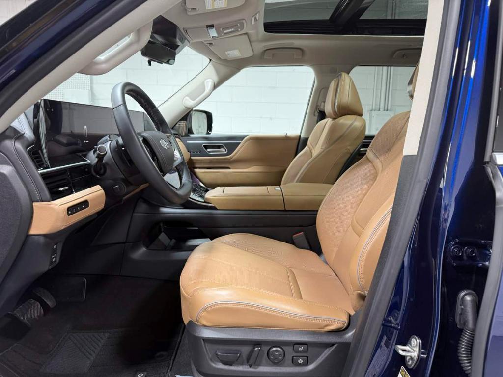 used 2025 INFINITI QX80 car, priced at $89,985