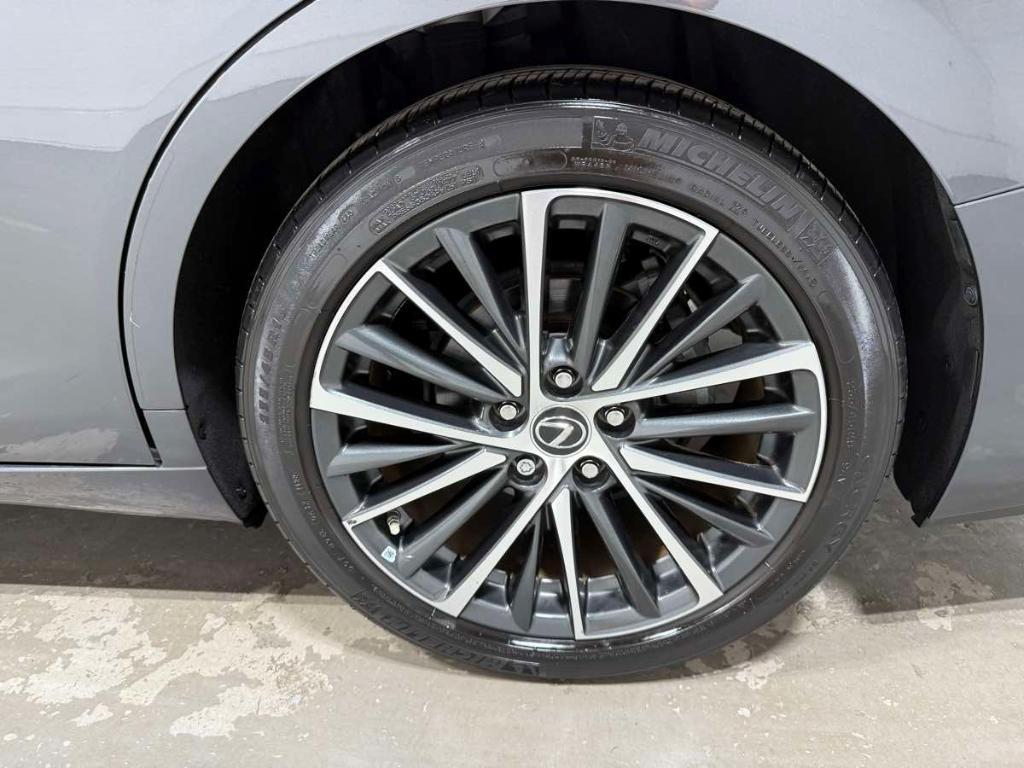 used 2022 Lexus ES 350 car, priced at $39,985