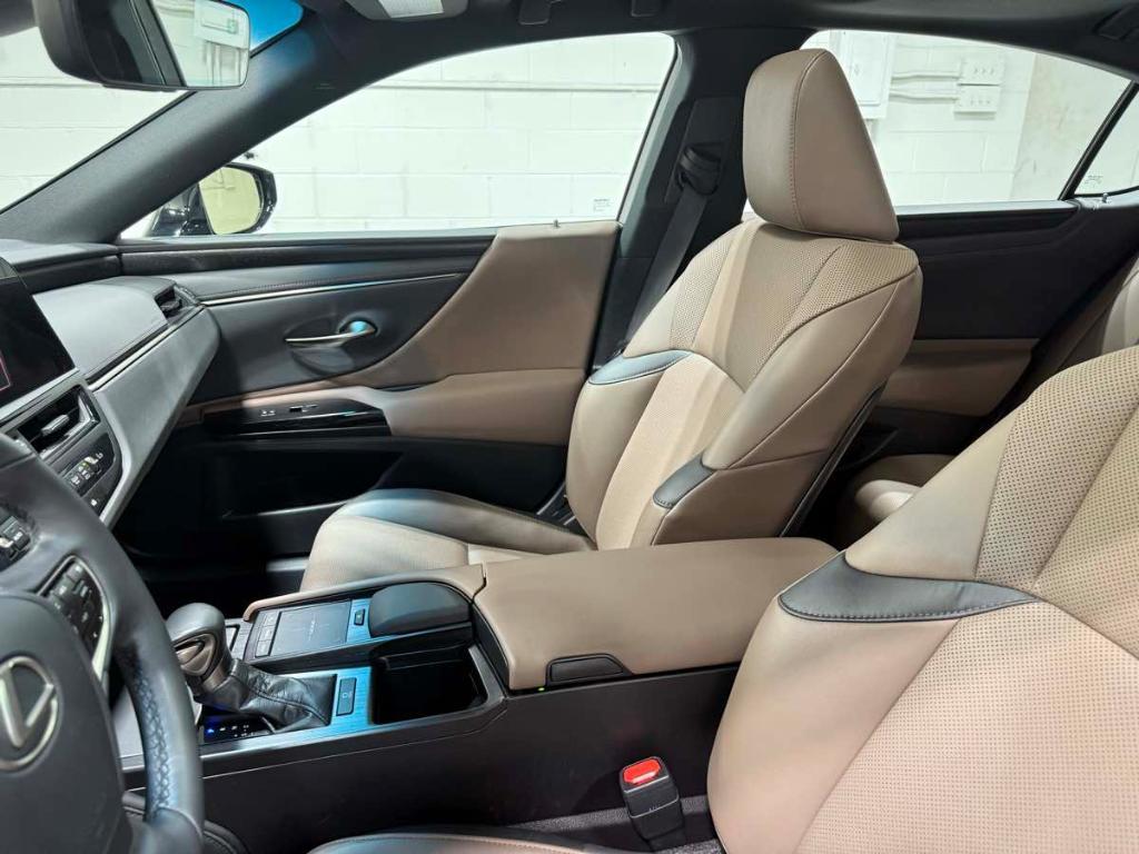 used 2022 Lexus ES 350 car, priced at $39,985