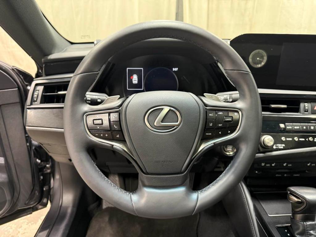 used 2022 Lexus ES 350 car, priced at $39,985