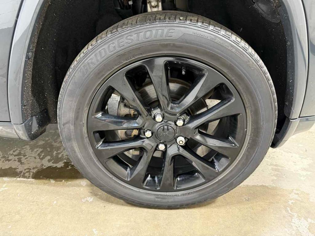 used 2018 Jeep Grand Cherokee car, priced at $18,985