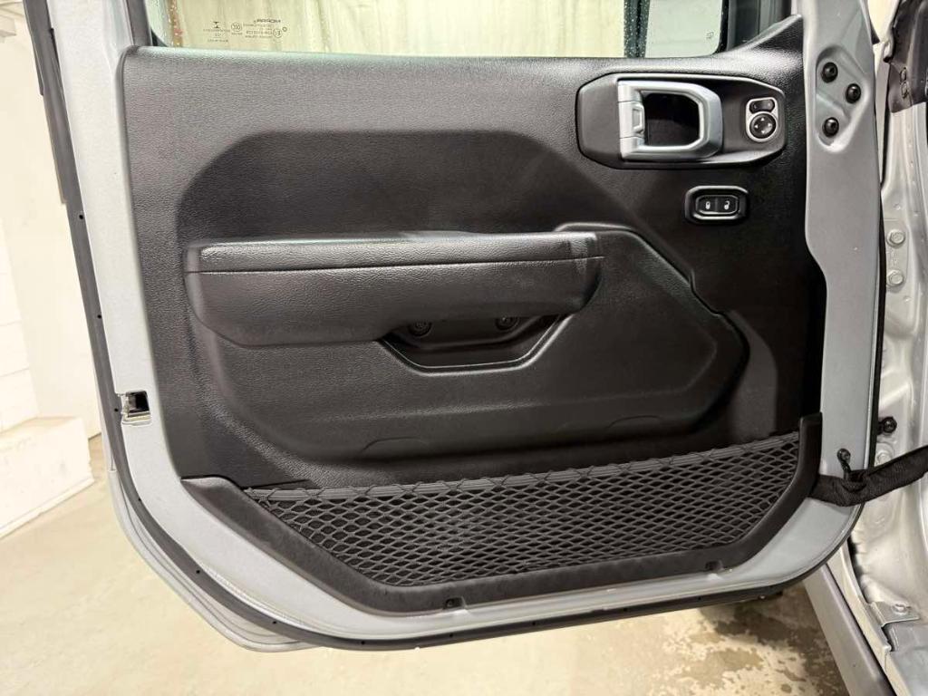 used 2022 Jeep Wrangler Unlimited car, priced at $35,985