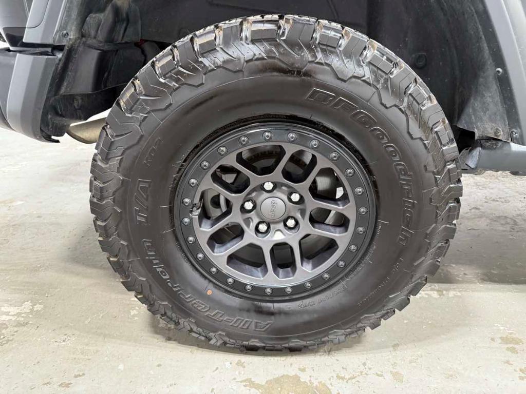 used 2022 Jeep Wrangler Unlimited car, priced at $36,985