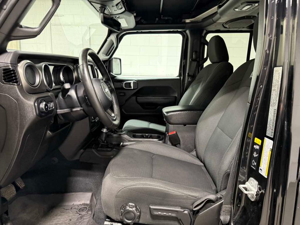 used 2022 Jeep Wrangler Unlimited car, priced at $36,985