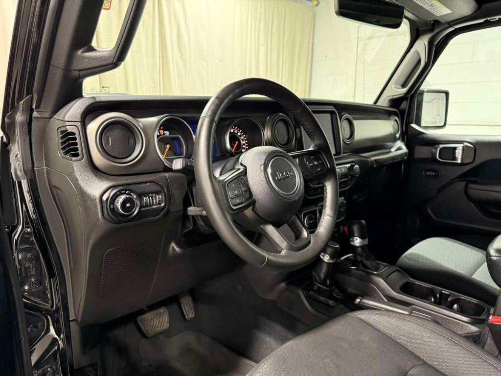 used 2022 Jeep Wrangler Unlimited car, priced at $36,985