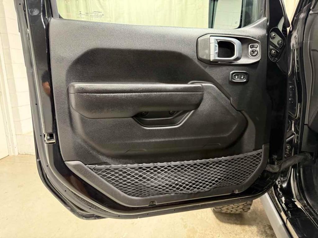 used 2022 Jeep Wrangler Unlimited car, priced at $36,985