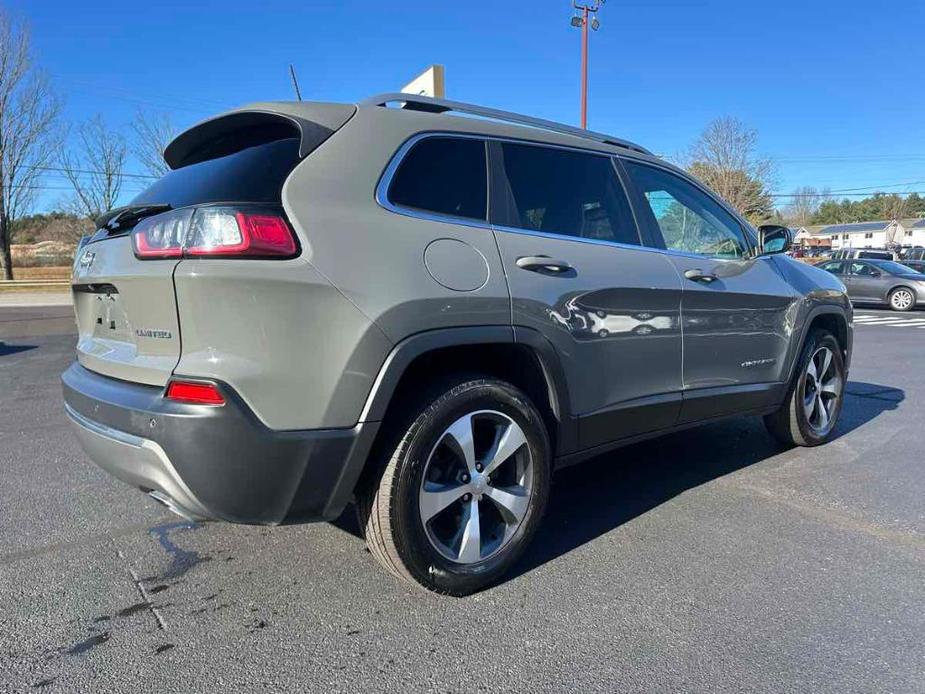 used 2020 Jeep Cherokee car, priced at $20,925