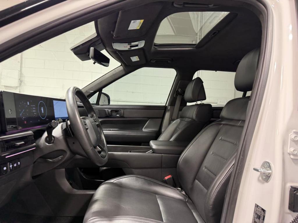 used 2025 Hyundai Santa Fe car, priced at $41,985
