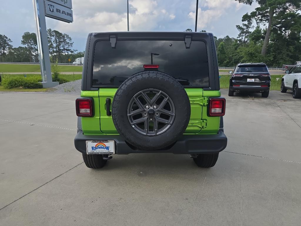 new 2025 Jeep Wrangler car, priced at $47,075