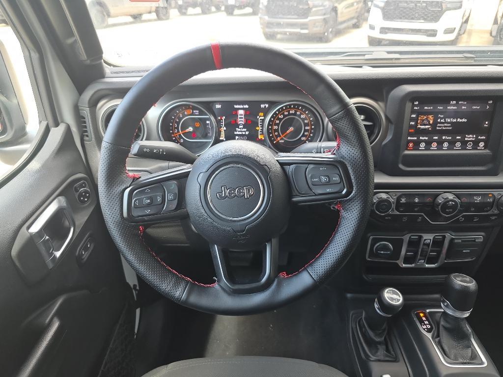 used 2020 Jeep Wrangler Unlimited car, priced at $28,922
