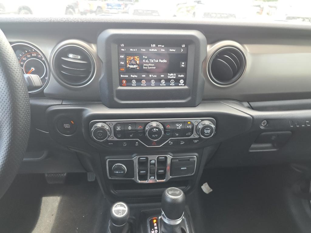 used 2020 Jeep Wrangler Unlimited car, priced at $28,922
