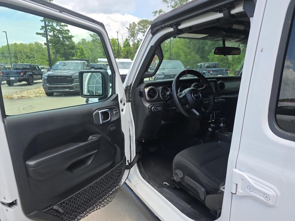 used 2020 Jeep Wrangler Unlimited car, priced at $28,922