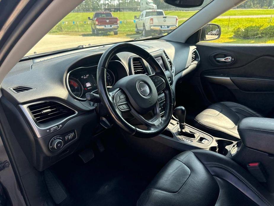 used 2020 Jeep Cherokee car, priced at $17,477