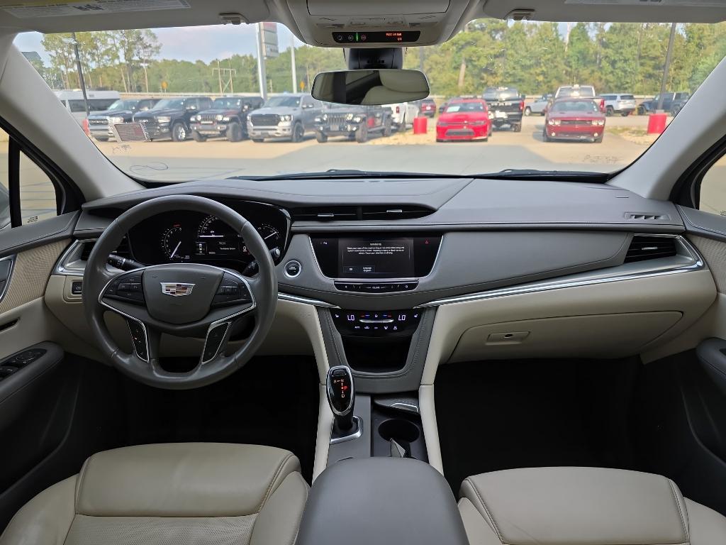 used 2018 Cadillac XT5 car, priced at $21,177