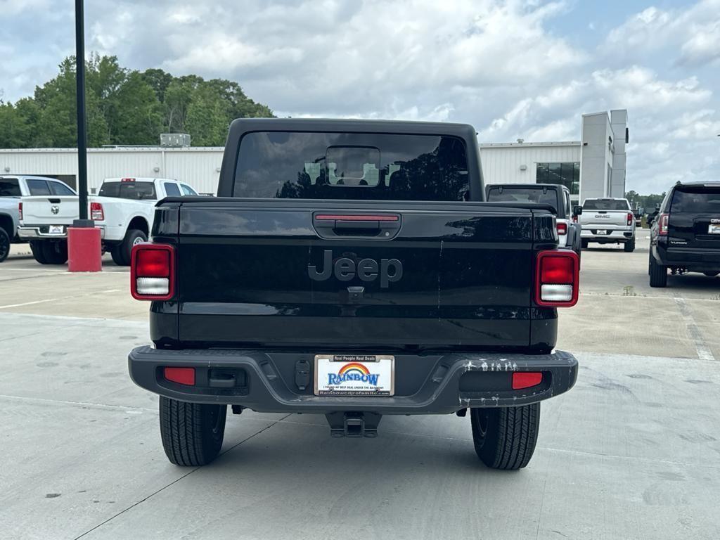 new 2024 Jeep Gladiator car, priced at $50,055