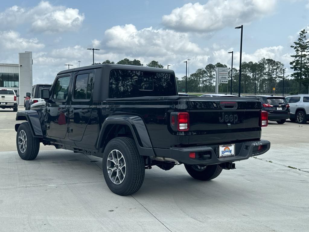 new 2024 Jeep Gladiator car, priced at $50,055