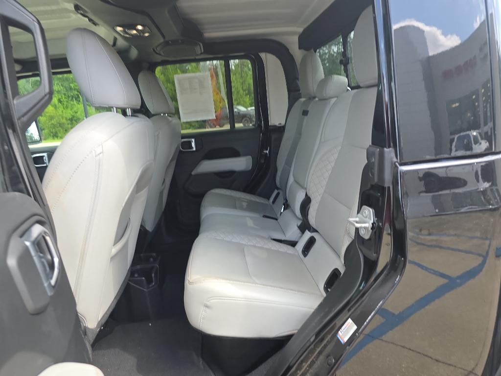 used 2023 Jeep Gladiator car, priced at $35,897