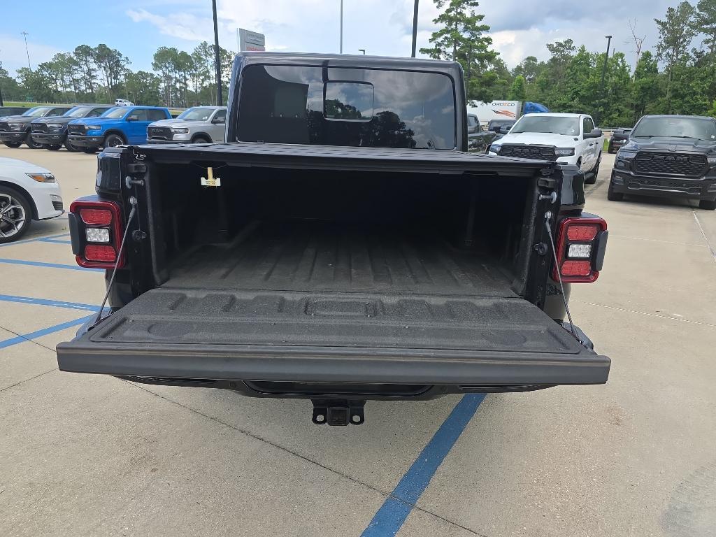 used 2023 Jeep Gladiator car, priced at $35,897