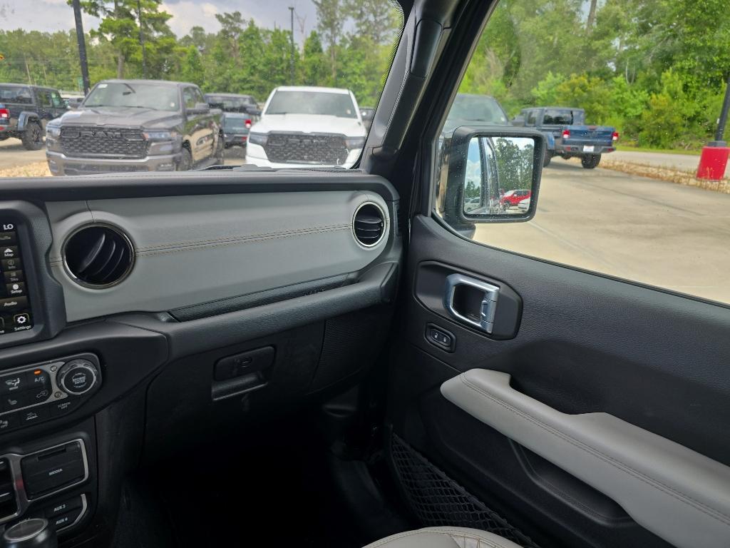 used 2023 Jeep Gladiator car, priced at $35,897