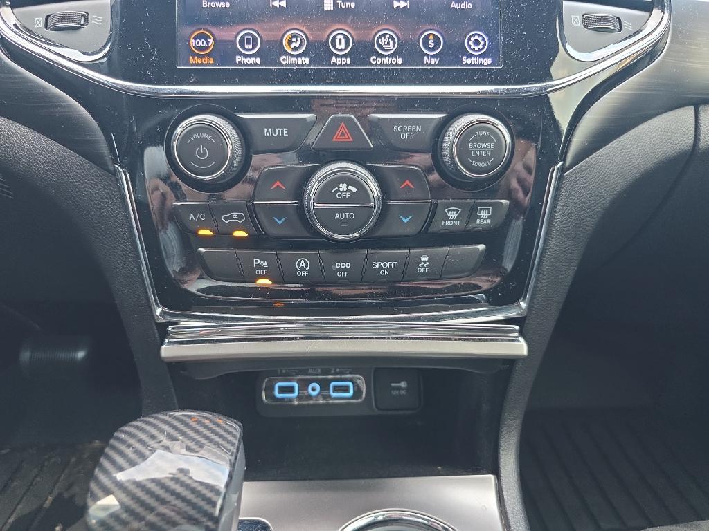 used 2020 Jeep Grand Cherokee car, priced at $18,497