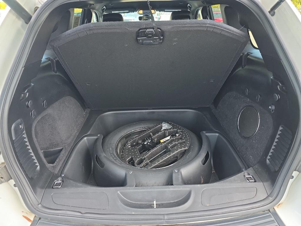 used 2020 Jeep Grand Cherokee car, priced at $18,497