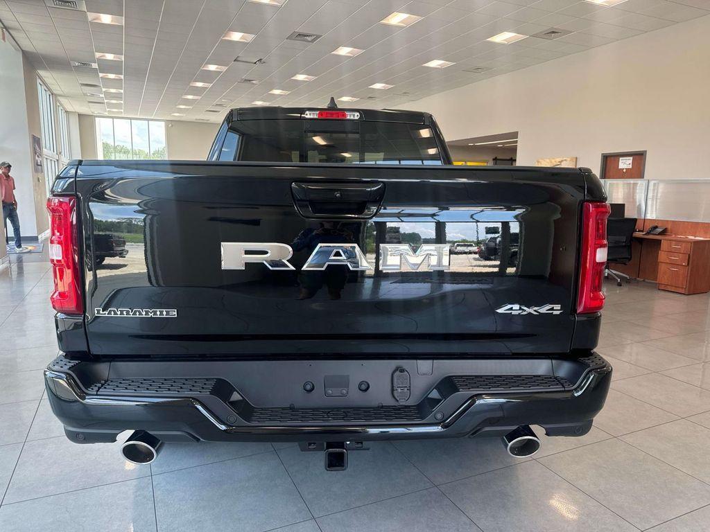 new 2025 Ram 1500 car, priced at $62,610