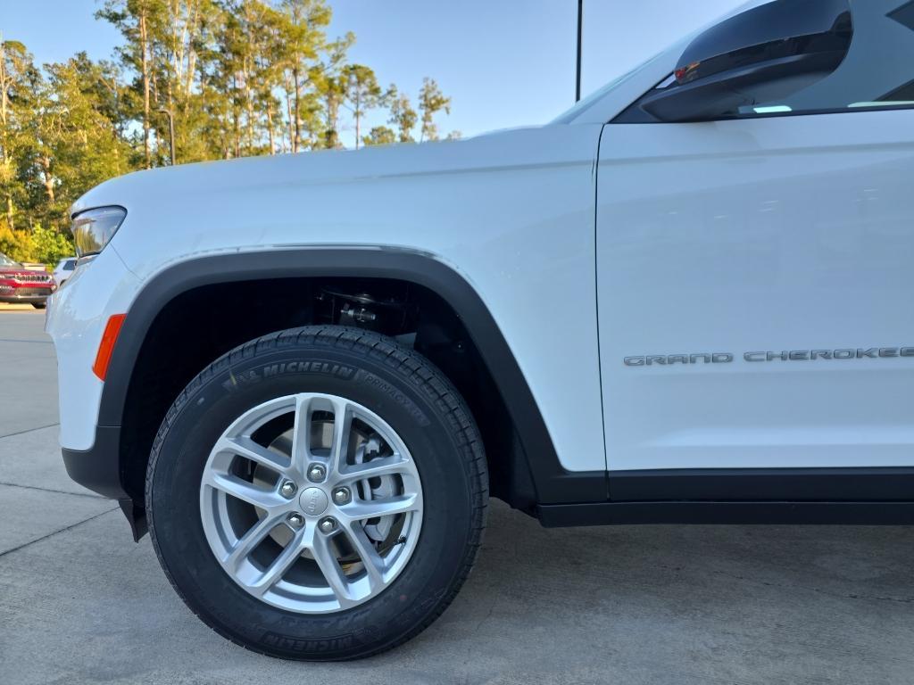 new 2025 Jeep Grand Cherokee car, priced at $38,570