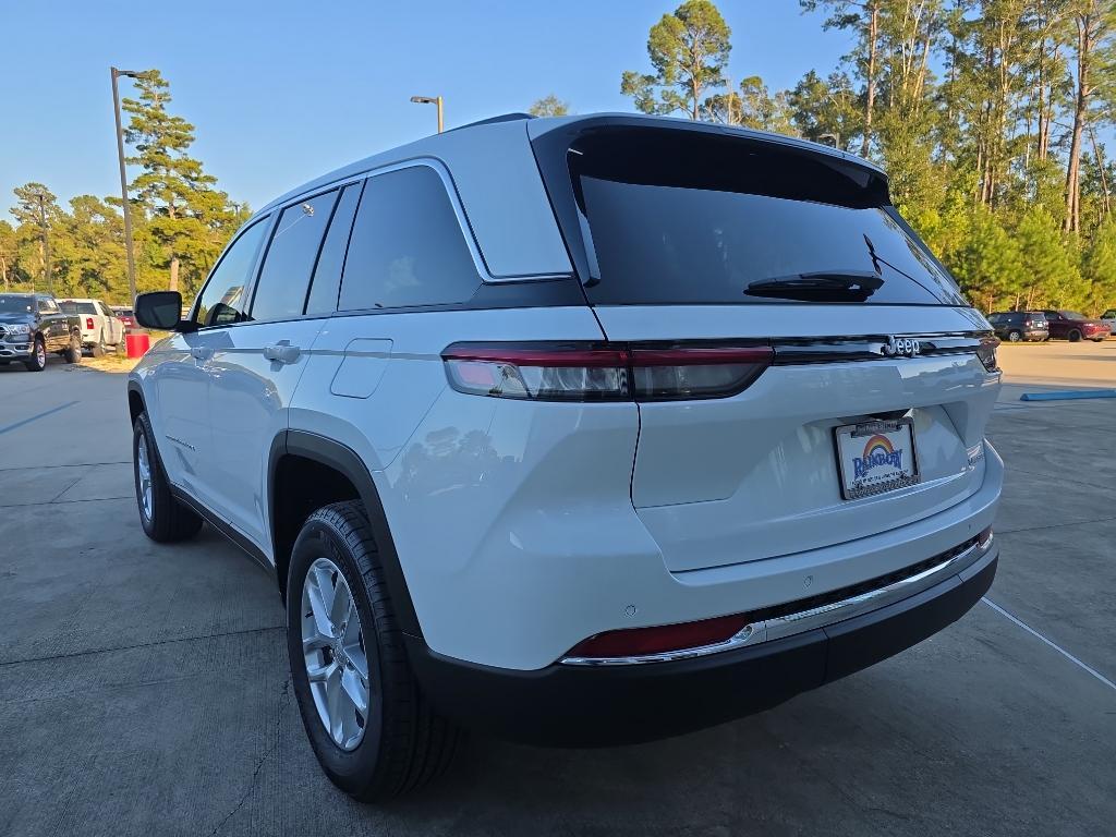 new 2025 Jeep Grand Cherokee car, priced at $38,570